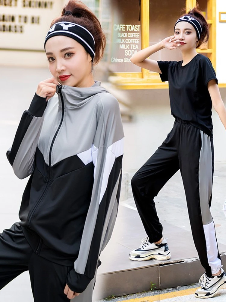 Fitness Clothes Sweat Suit Ladies 2022 New Yoga Clothes Loose Large Size Quick Drying Clothes Running Sports Training Set Women
Fitness Clothes Sweat Suit Ladies 2022 New Yoga Clothes Loose Large Size Quick Drying Clothes Running Sports Training Set Women