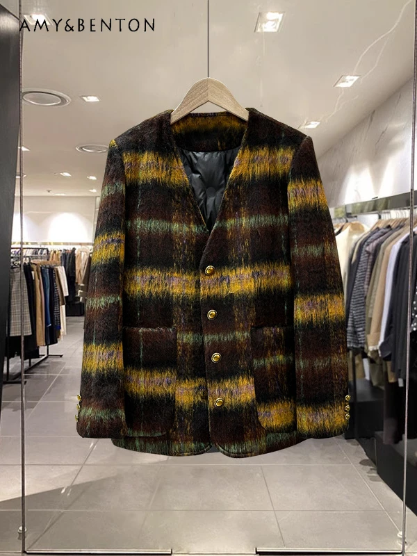 Winter New High-End French Vintage Stripe Wool Suit Collar Plaid Jacket Women Thicken Commute Style Loose V-neck Fashion Jackets
Winter New High-End French Vintage Stripe Wool Suit Collar Plaid Jacket Women Thicken Commute Style Loose V-neck Fashion Jackets