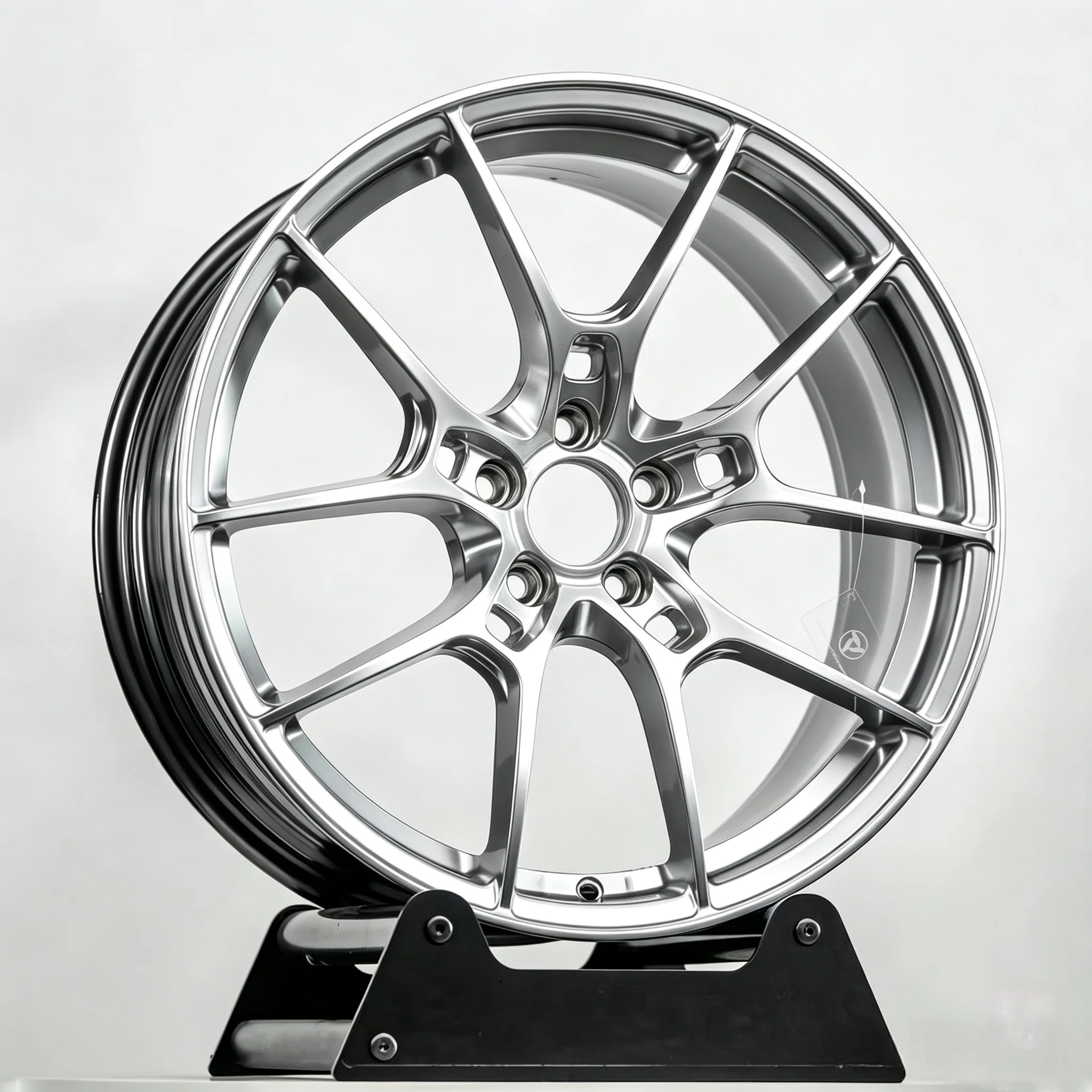 CF Customized Silver Wheel Hub 18-26 Inches, Suitable for 5*112, 5*120 5*130, Aluminum Alloy Forged Passenger Wheel Hub
CF Customized Silver Wheel Hub 18-26 Inches, Suitable for 5*112, 5*120 5*130, Aluminum Alloy Forged Passenger Wheel Hub