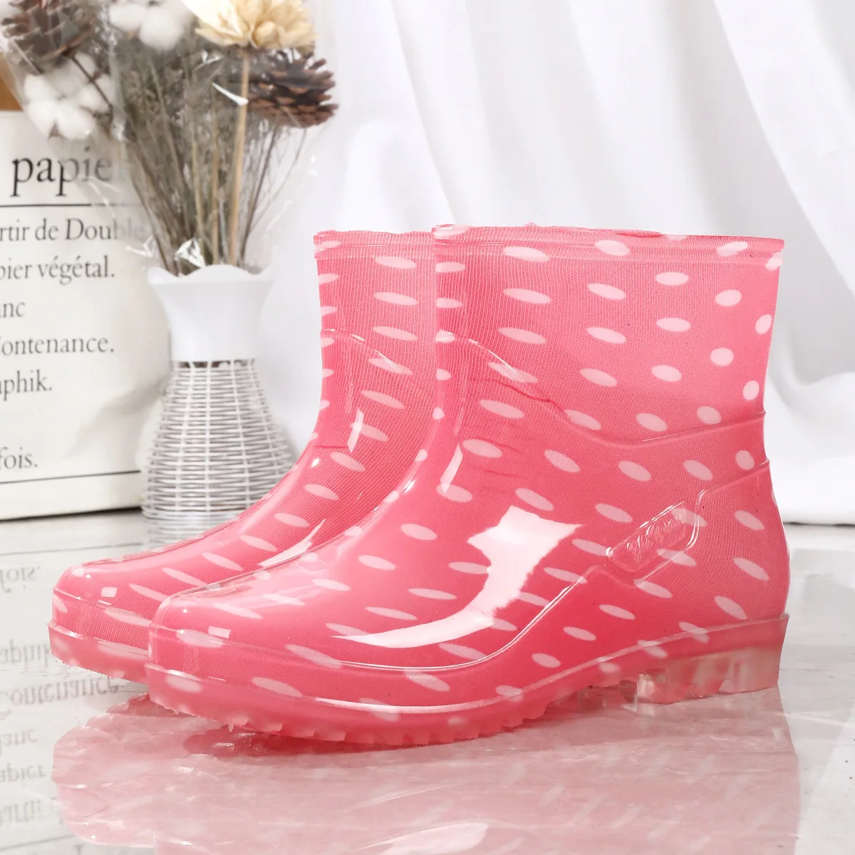 Fashionable Print Rain Boots Adult Women's Waterproof Boots Anti-slip Wear-resistant Shoes Mid-high Boot Rain Shoes 2026 New
Fashionable Print Rain Boots Adult Women's Waterproof Boots Anti-slip Wear-resistant Shoes Mid-high Boot Rain Shoes 2026 New