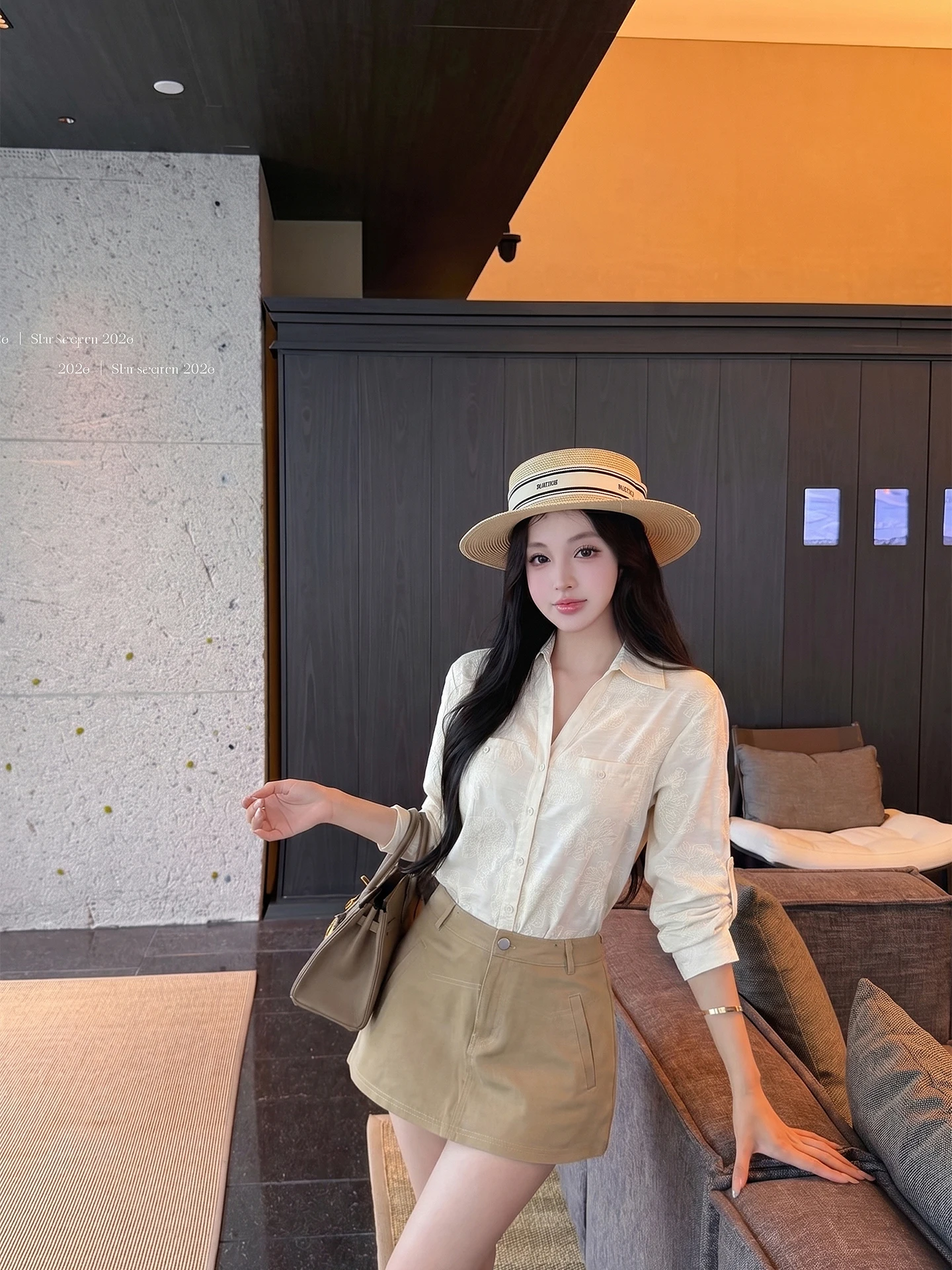 Ladies Summer High Waist A-Line Short Skirt Neck Long Sleeve Linen Shirt Two-Piece Set Fashionable Commute Style Clothing
Ladies Summer High Waist A-Line Short Skirt Neck Long Sleeve Linen Shirt Two-Piece Set Fashionable Commute Style Clothing