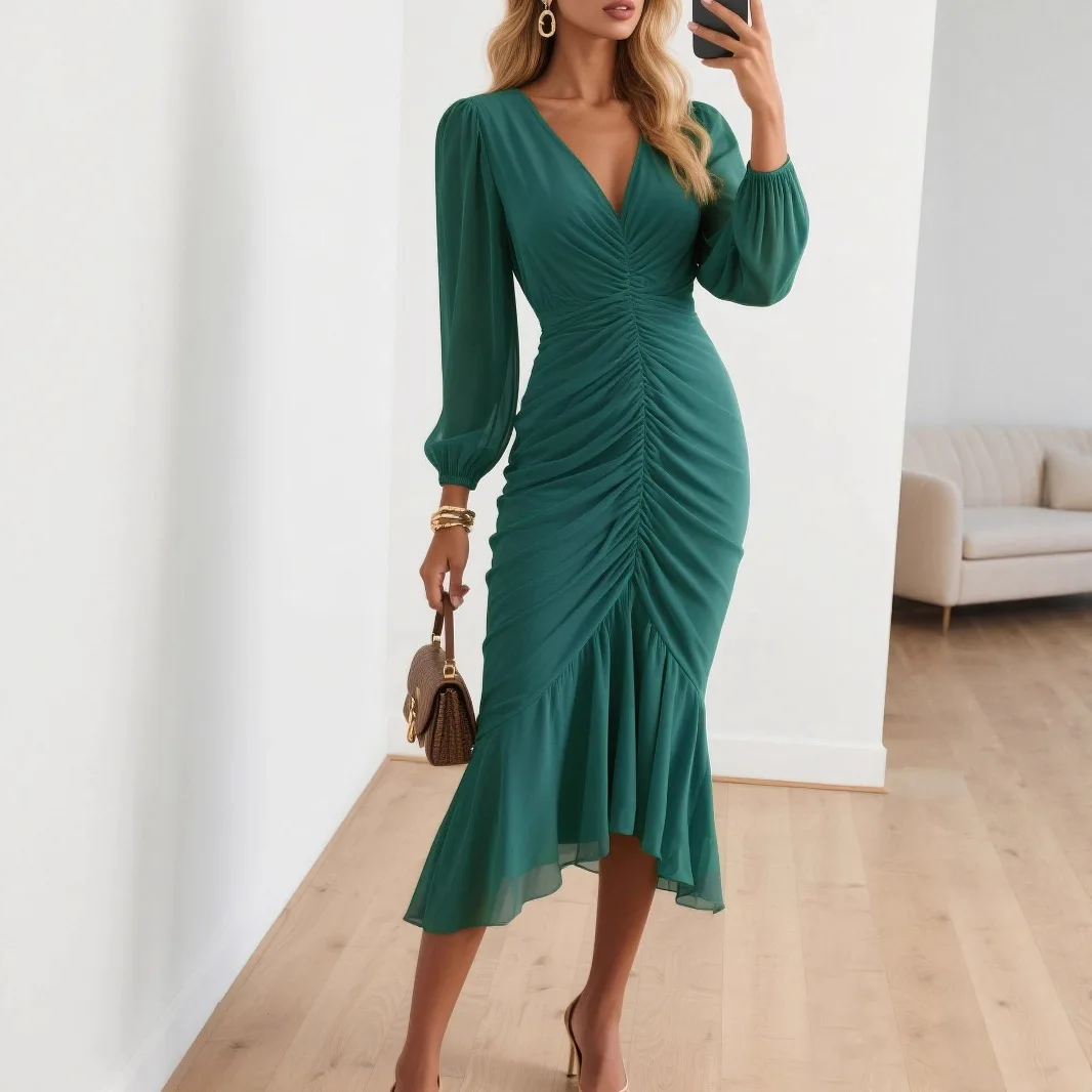 2025 New Fashion Ruffled Hip-hugging Dress Women In Autumn Sexy And Elegant Solid Color V-neck Pleated Fishtail Skirt For Women
2025 New Fashion Ruffled Hip-hugging Dress Women In Autumn Sexy And Elegant Solid Color V-neck Pleated Fishtail Skirt For Women