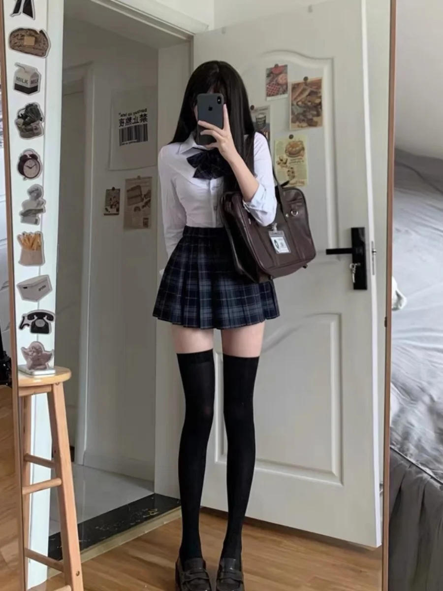 Original High Waist Plaid Skirt Set Women's Shirt Pure Desire Style Waist Cinching Autumn Winter Fashion Student Uniform
Original High Waist Plaid Skirt Set Women's Shirt Pure Desire Style Waist Cinching Autumn Winter Fashion Student Uniform