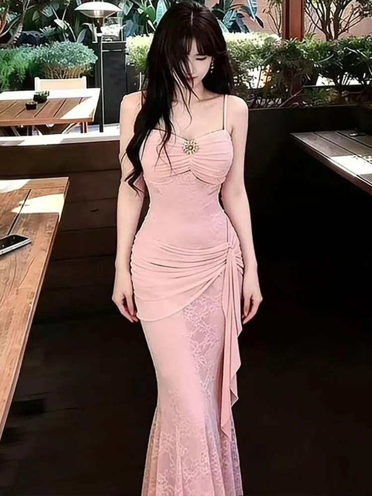 Women Pink Lace Jacquard Diamonds Sqaure Collar Sling Dress 2026 Elegant Ruffled Bandage Dress Summer Korean Bodycon Party Dress
Women Pink Lace Jacquard Diamonds Sqaure Collar Sling Dress 2026 Elegant Ruffled Bandage Dress Summer Korean Bodycon Party Dress