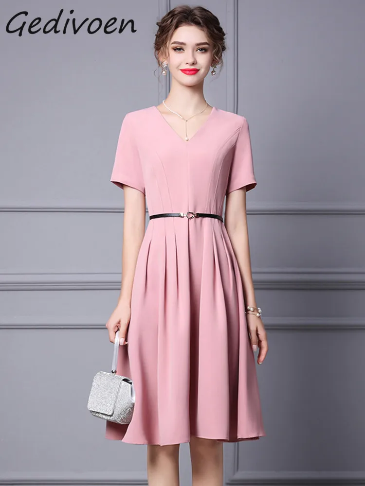Gedivoen Summer Fashion Runway Elegant Pink A-Line Dress Women's Short Sleeve Sashes Gathered Waist Party Temperament Midi Dress
Gedivoen Summer Fashion Runway Elegant Pink A-Line Dress Women's Short Sleeve Sashes Gathered Waist Party Temperament Midi Dress