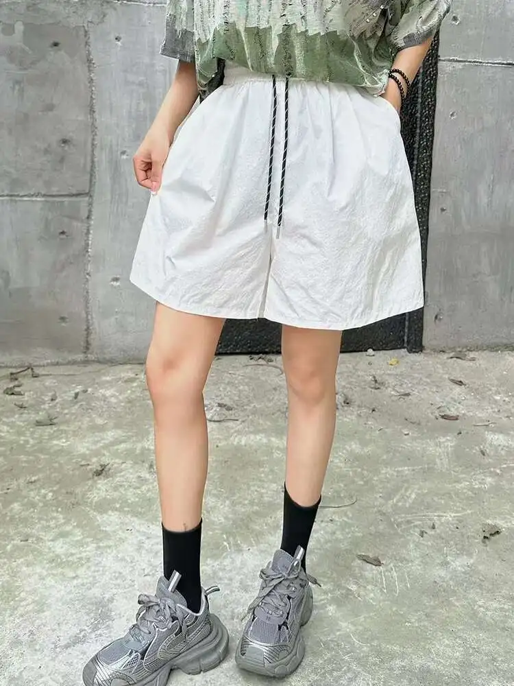 Women White Drawstring Pocket Casual Wide Leg Shorts New High Waist Trousers Fashion Tide Spring Summer
Women White Drawstring Pocket Casual Wide Leg Shorts New High Waist Trousers Fashion Tide Spring Summer