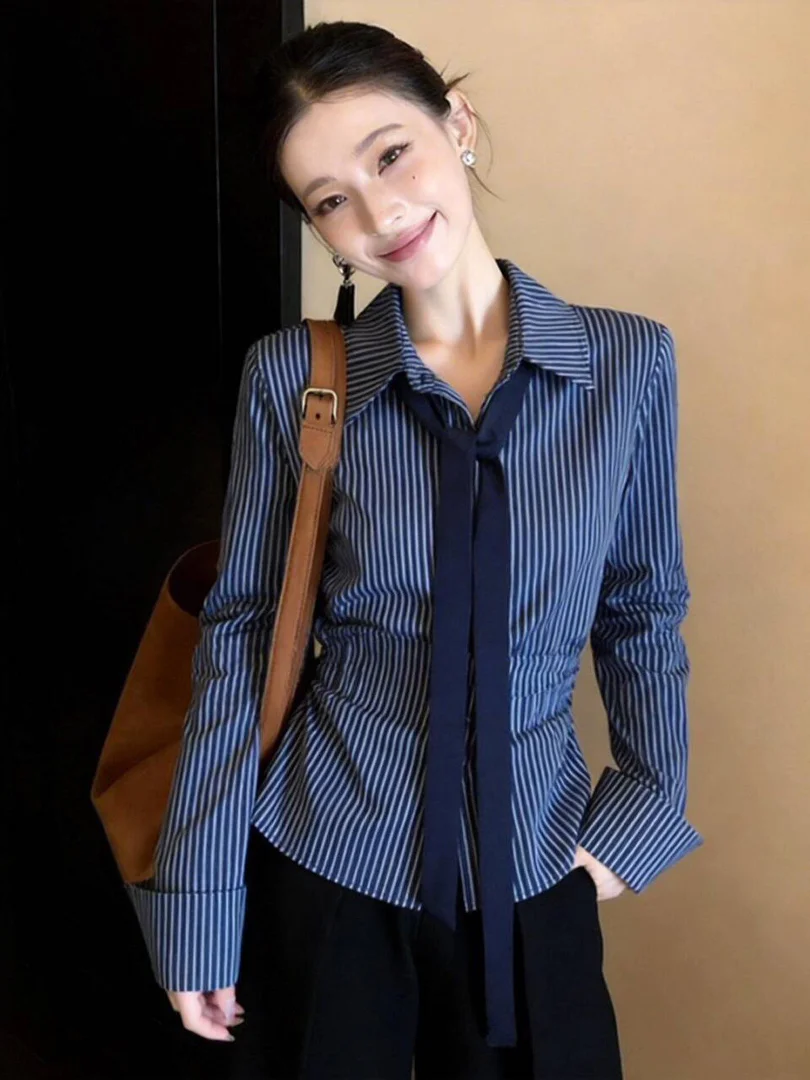 2026 Spring Commute Style Women's Long Sleeve Striped Shirt Waist Cinching Tie Design High End Feeling Top
2026 Spring Commute Style Women's Long Sleeve Striped Shirt Waist Cinching Tie Design High End Feeling Top