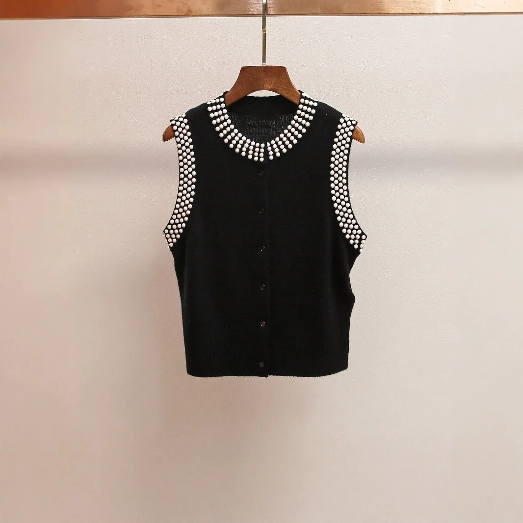 Fashionable Retro Knitted Vest Pearl Embellished Casual Versatile Spring Summer New Arrival Men's Sweater Cardigan Knitwear
Fashionable Retro Knitted Vest Pearl Embellished Casual Versatile Spring Summer New Arrival Men's Sweater Cardigan Knitwear