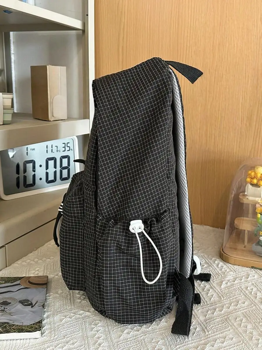 Minimalist Grid Pattern Backpack Lightweight Spacious With Multiple Pockets For Daily Use Travel
Minimalist Grid Pattern Backpack Lightweight Spacious With Multiple Pockets For Daily Use Travel