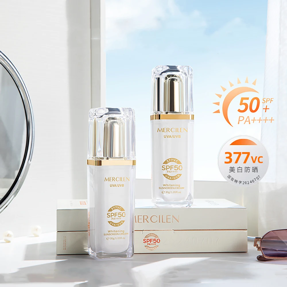 Summer SPF50+ Sunscreen Moisturizing Nourishing Waterproof UV Resistant Refreshing Concealer Face Cream Korea Skincare Cosmetics 
Summer SPF50+ Sunscreen Moisturizing Nourishing Waterproof UV Resistant Refreshing Concealer Face Cream Korea Skincare Cosmetics
