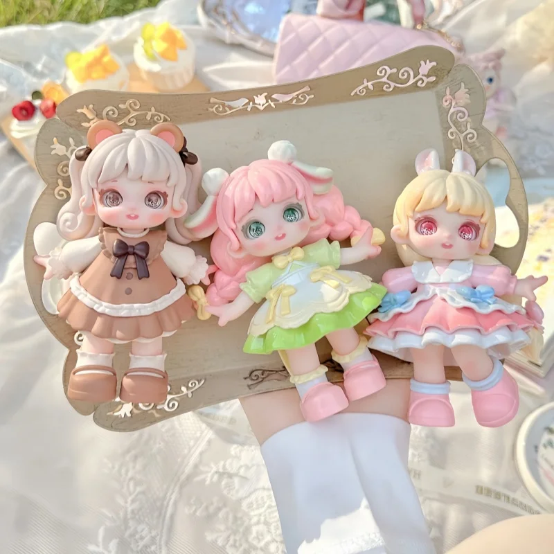Genuine Miana First Generation Minion Spirit Tea Party Series Blind Box Handmade Trendy Mystery Box Toy Collection Ornament Gift
Genuine Miana First Generation Minion Spirit Tea Party Series Blind Box Handmade Trendy Mystery Box Toy Collection Ornament Gift