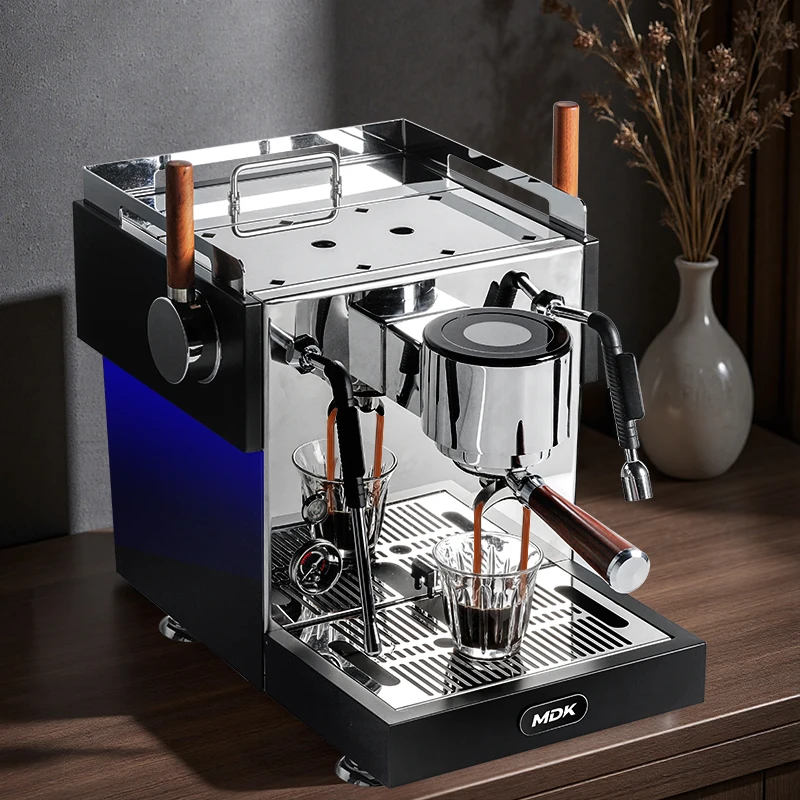 MDK Commercial Espresso Machine MC-11T E61 Grouphead For Coffee And Tea All-in-One Use In Cafeshops Hotels
MDK Commercial Espresso Machine MC-11T E61 Grouphead For Coffee And Tea All-in-One Use In Cafeshops Hotels
