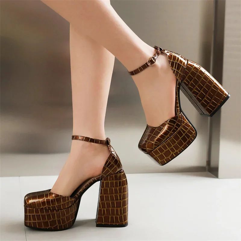 YMECHIC 2025 Punk D'Orsay & Two-Piece Platform Pumps Women's 12cm Chunky High Heel Square Toe Party Hollow Woman Shoes
YMECHIC 2025 Punk D'Orsay & Two-Piece Platform Pumps Women's 12cm Chunky High Heel Square Toe Party Hollow Woman Shoes