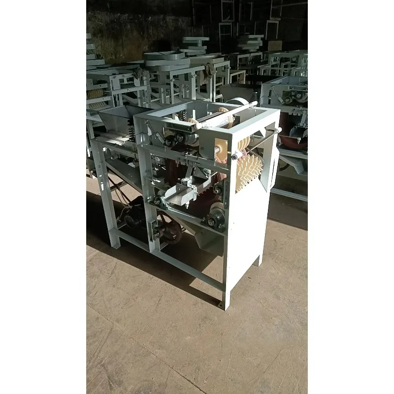 Multi-function 150kg/hour Peanut Bean Peeler Machine HJ-CM027 Wet Almond Chickpea Peeling Machine
Multi-function 150kg/hour Peanut Bean Peeler Machine HJ-CM027 Wet Almond Chickpea Peeling Machine