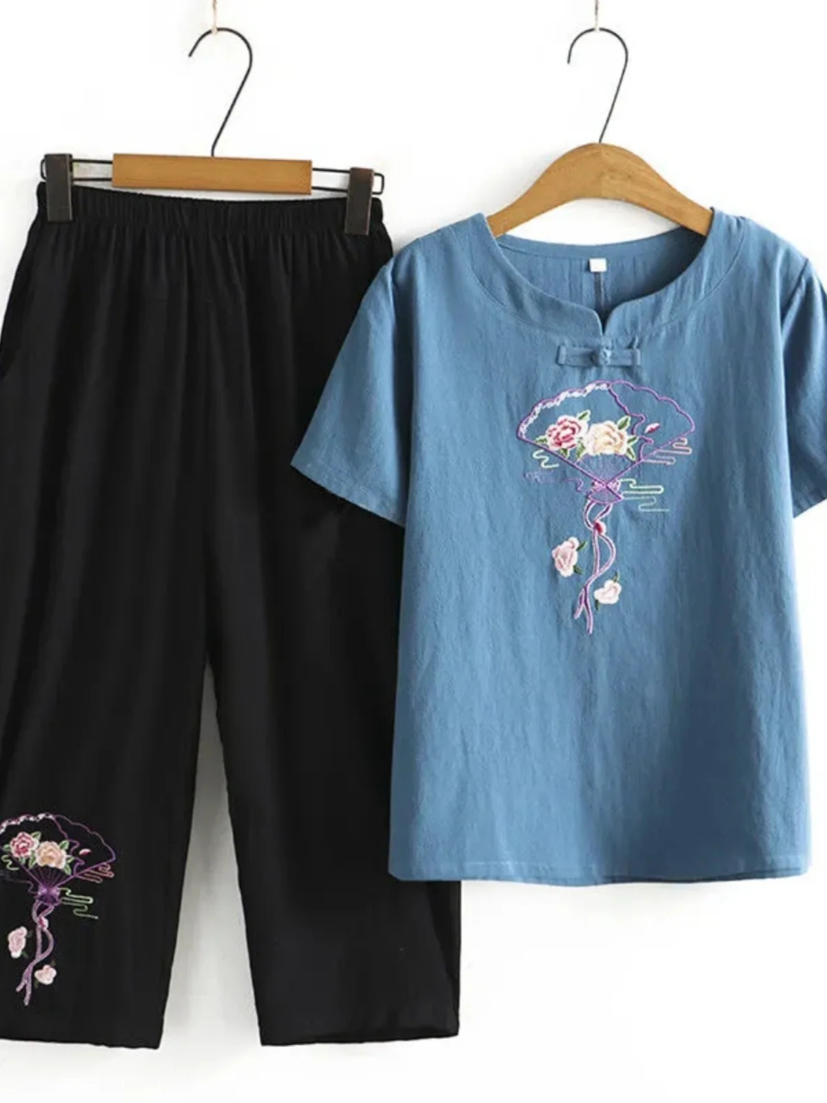 Stylish Cotton Linen Short Sleeve Two Piece Set for Middle-Aged Women Summer Thin Large Size Slimming Trendy Ensemble
Stylish Cotton Linen Short Sleeve Two Piece Set for Middle-Aged Women Summer Thin Large Size Slimming Trendy Ensemble