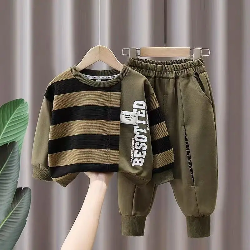 2025 New boys Kids Streetwear Costume Children Boy Clothes Set Kid Sweatshirts Top and Bottom Tracksuits Kids Outfits
2025 New boys Kids Streetwear Costume Children Boy Clothes Set Kid Sweatshirts Top and Bottom Tracksuits Kids Outfits