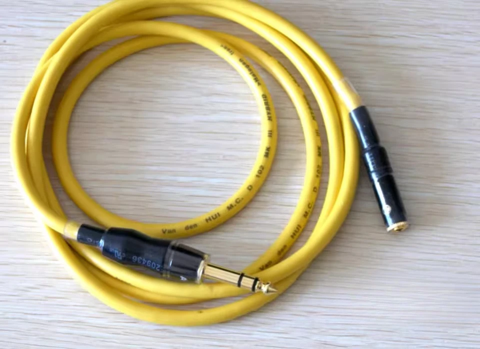 Suitable for Elfidelity 6.3 male - 3.5 female, extension cable HiFi audio cable
Suitable for Elfidelity 6.3 male - 3.5 female, extension cable HiFi audio cable