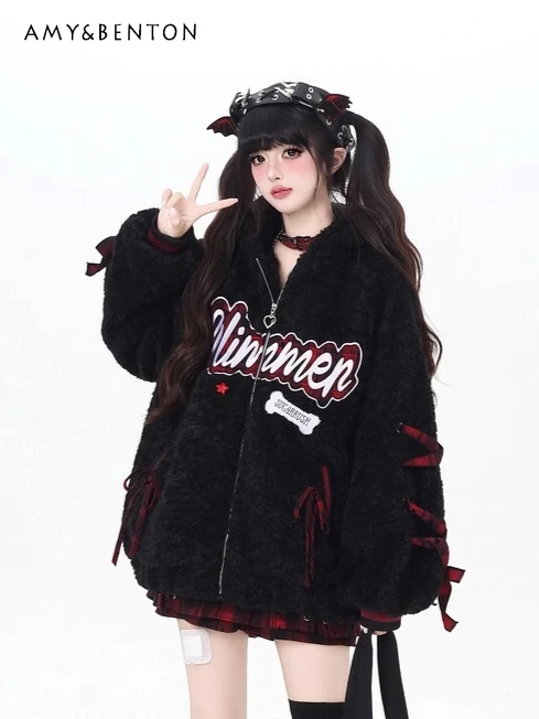 Original Letter Patch Embroidery Lace-Up Plush Loose Coat Autumn Winter Harajuku Style Subculture Sweet Cool Girl Thickened Coat
Original Letter Patch Embroidery Lace-Up Plush Loose Coat Autumn Winter Harajuku Style Subculture Sweet Cool Girl Thickened Coat