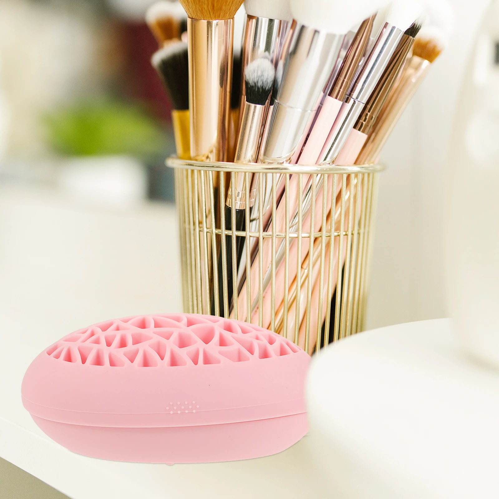 Makeup Brush Holder Pink Silicone Drying Stand Nest Shape Storage Rack for Brushes Eyeliner Pencil Organizer Bathroom Desktop
Makeup Brush Holder Pink Silicone Drying Stand Nest Shape Storage Rack for Brushes Eyeliner Pencil Organizer Bathroom Desktop