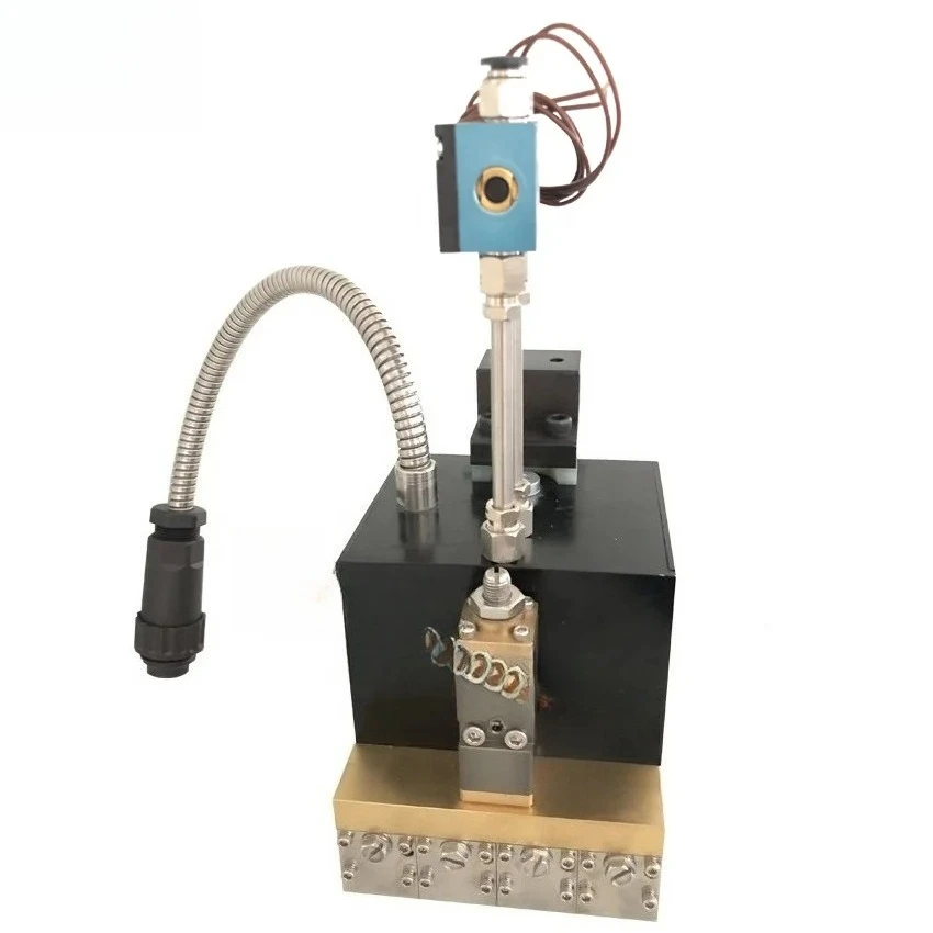 YT-F100 Fibre Spray for Hot Melt Glue Machine
YT-F100 Fibre Spray for Hot Melt Glue Machine