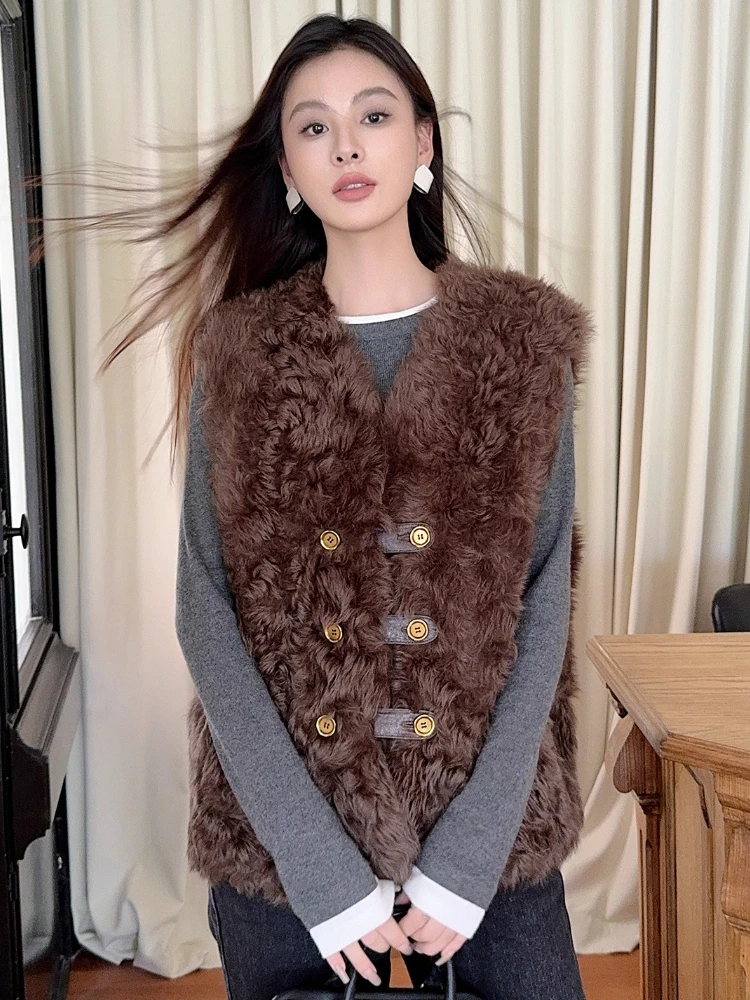 High-end Luxury Toscana Lamb Fur Sleeveless Vest Jacket for Women 2026 Simple V-neck Autumn Winter Genuine Leather Real Fur Coat
High-end Luxury Toscana Lamb Fur Sleeveless Vest Jacket for Women 2026 Simple V-neck Autumn Winter Genuine Leather Real Fur Coat