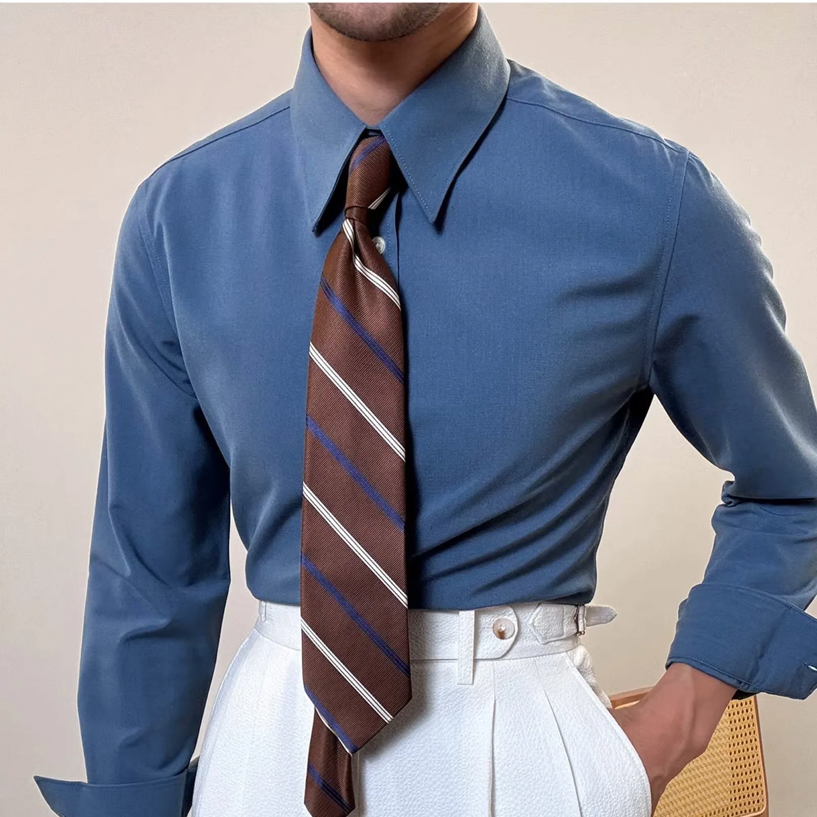 Men's French Style Long Point Collar Formal Dress Shirt, White Cotton Wrinkle-Resistant Business Shirt with French Cuffs, Idea
Men's French Style Long Point Collar Formal Dress Shirt, White Cotton Wrinkle-Resistant Business Shirt with French Cuffs, Idea