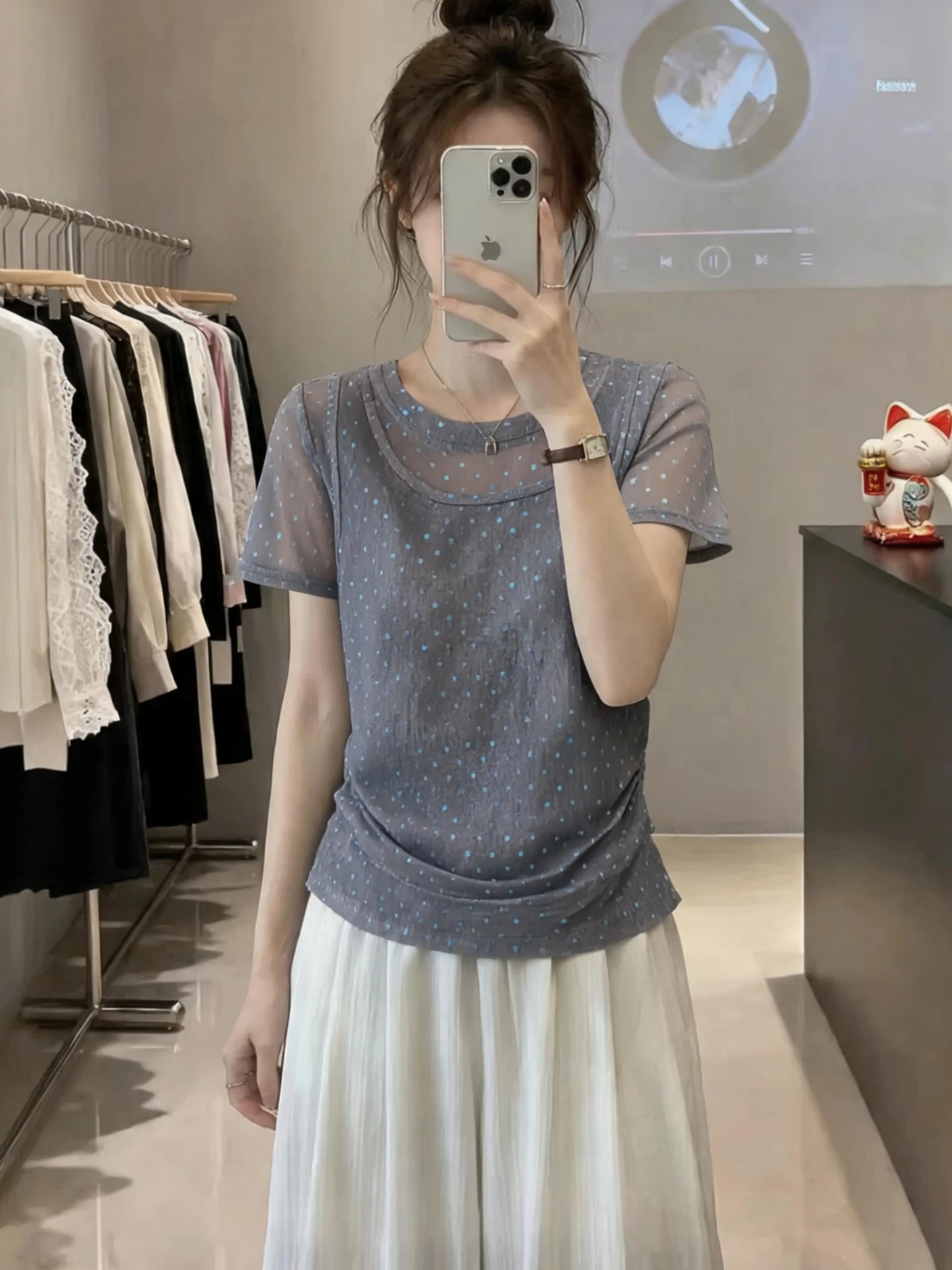 Slimming Polka Dot Short Sleeve T-Shirt Women's Base Shirt Summer Commute Style Korean Loose Fit Creative Pattern Thin Mesh S...
Slimming Polka Dot Short Sleeve T-Shirt Women's Base Shirt Summer Commute Style Korean Loose Fit Creative Pattern Thin Mesh S...
