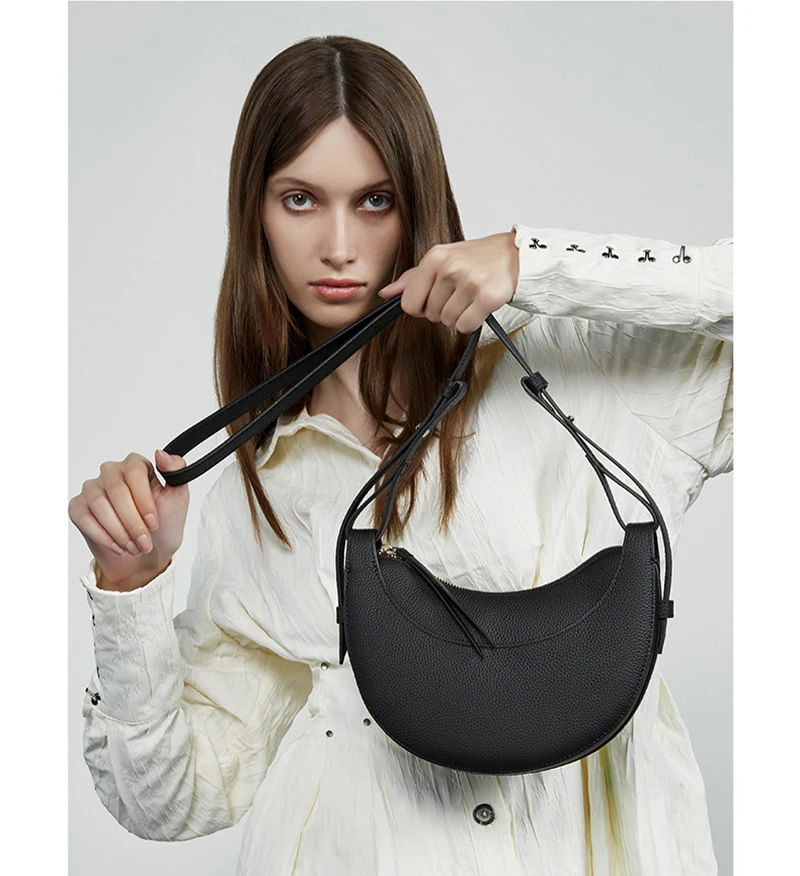 Women Elegant Crossbody Bags Large Capacity Casual Handbag Trendy Half Moon Commuting Shoulder Bag
Women Elegant Crossbody Bags Large Capacity Casual Handbag Trendy Half Moon Commuting Shoulder Bag