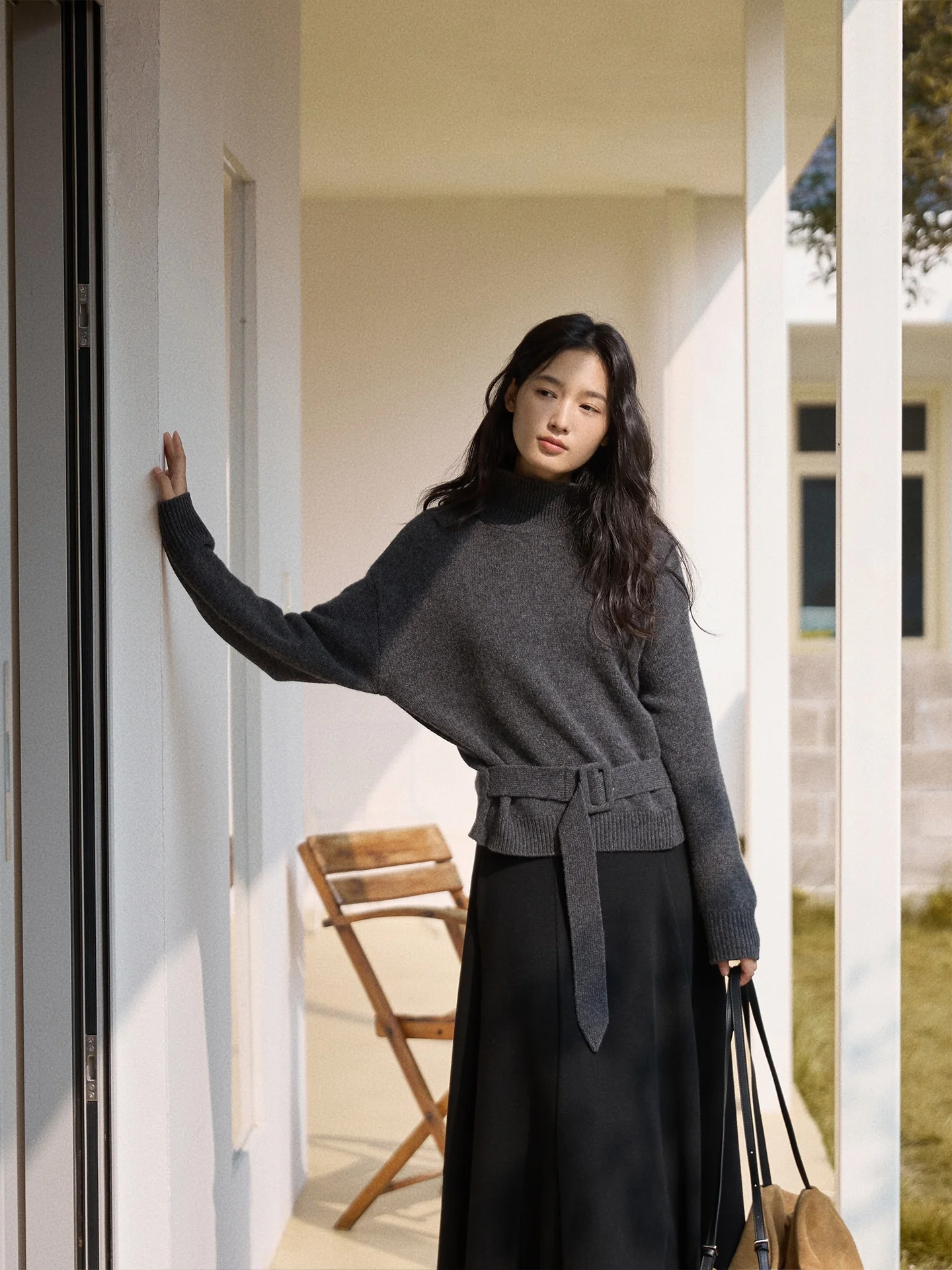 Шерстяной свитер Ginnkee с высоким воротником и поясом, свободный крой, женский вязаный топ, 100% шерсть, осенняя мода
Шерстяной свитер Ginnkee с высоким воротником и поясом, свободный крой, женский вязаный топ, 100% шерсть, осенняя мода