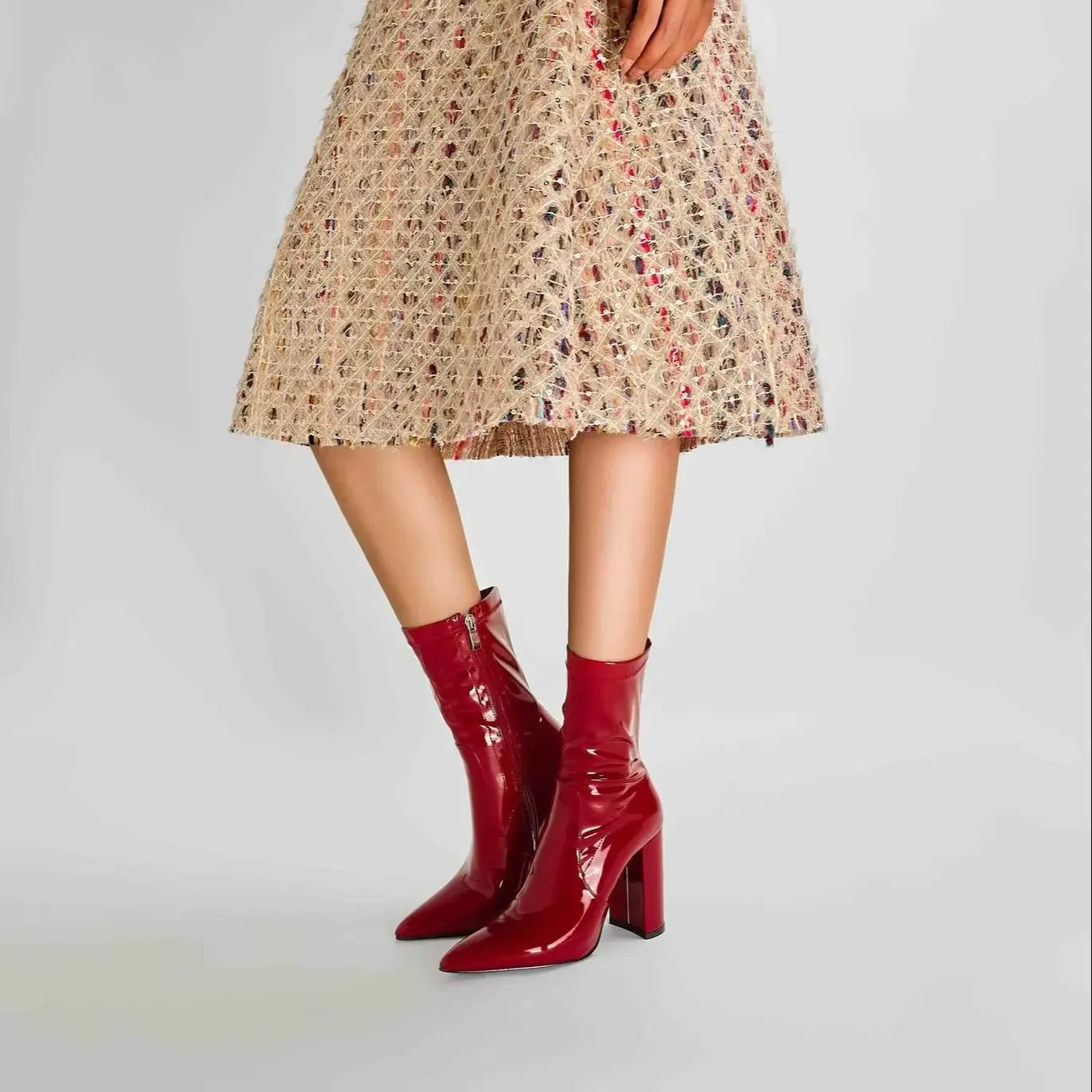 Modern Stretch Short Boots For Women Pointed Toe Side Zipper Botas Largas Chunky High Heels Mature Burgundy Color Patent Leather
Modern Stretch Short Boots For Women Pointed Toe Side Zipper Botas Largas Chunky High Heels Mature Burgundy Color Patent Leather