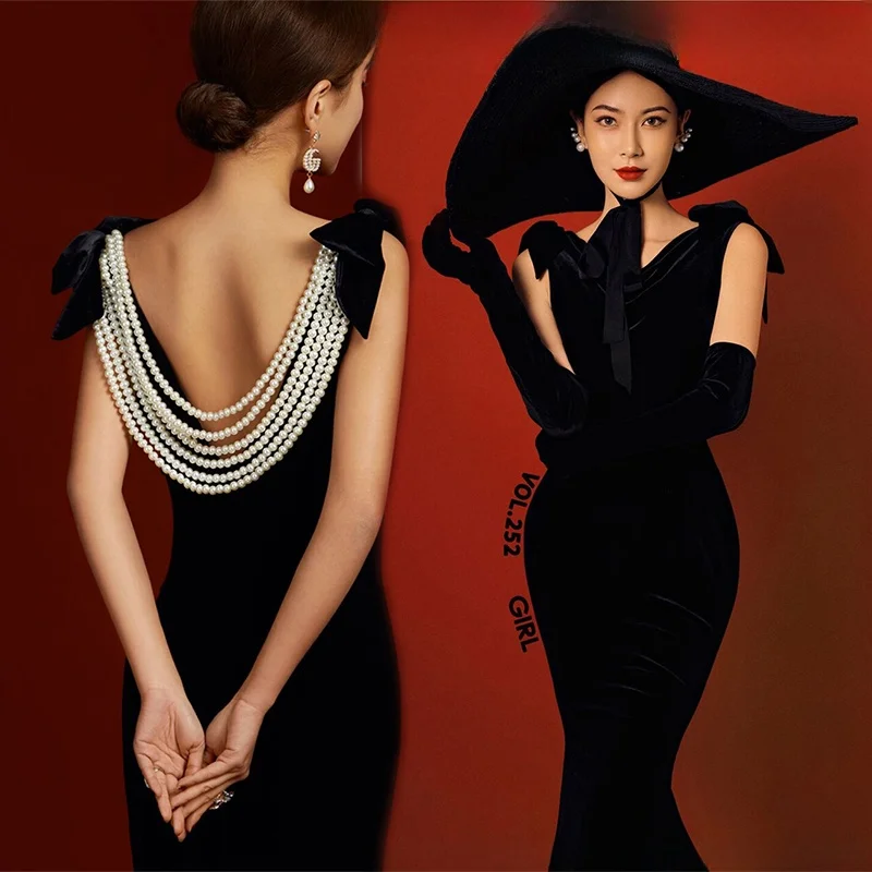 New Velvet Wedding Dress Hebe Style Photography Portrait Shooting Slimming Waist Backless Customizable Personality Clothing
New Velvet Wedding Dress Hebe Style Photography Portrait Shooting Slimming Waist Backless Customizable Personality Clothing