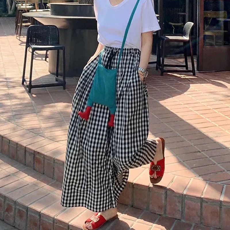 Retro Plaid Wide Leg Pants Women Streetwear High Waist Drawstring Loose Casual Trousers Summer Korean All Match Skirt Pant
Retro Plaid Wide Leg Pants Women Streetwear High Waist Drawstring Loose Casual Trousers Summer Korean All Match Skirt Pant