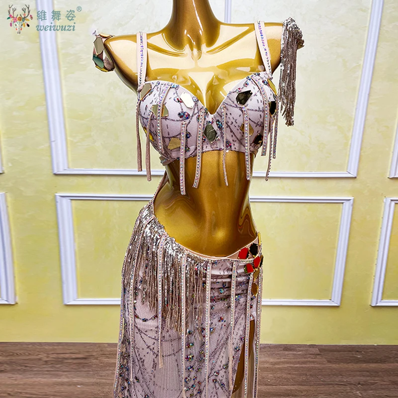 Belly Dance Performance Costume Women's Customized Luxury AB Stones Bra+Senior Sequin Long Skirt 2pcs Dancer Competition Outfit
Belly Dance Performance Costume Women's Customized Luxury AB Stones Bra+Senior Sequin Long Skirt 2pcs Dancer Competition Outfit