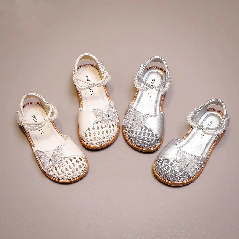 Kids'Casual Sandals PU Leather Summer Fashion Outdoor Breathable Shoes For Girls Anti-slip Sliver White Shoes Size 26-36
Kids'Casual Sandals PU Leather Summer Fashion Outdoor Breathable Shoes For Girls Anti-slip Sliver White Shoes Size 26-36