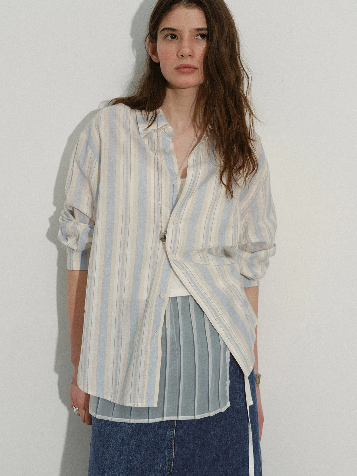 Women's Commuter Linen Long Sleeve Sun Protection Shirt Vertical Stripes Color Block Design Summer New Style Top Shirt
Women's Commuter Linen Long Sleeve Sun Protection Shirt Vertical Stripes Color Block Design Summer New Style Top Shirt