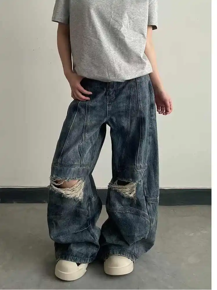 Популярная корейская одежда, рваные мешковатые джинсы в стиле хип-хоп для мужчин, уличная одежда, джинсы для скейтборда, винтажные модные джинсовые брюки, мужские брюки
Популярная корейская одежда, рваные мешковатые джинсы в стиле хип-хоп для мужчин, уличная одежда, джинсы для скейтборда, винтажные модные джинсовые брюки, мужские брюки