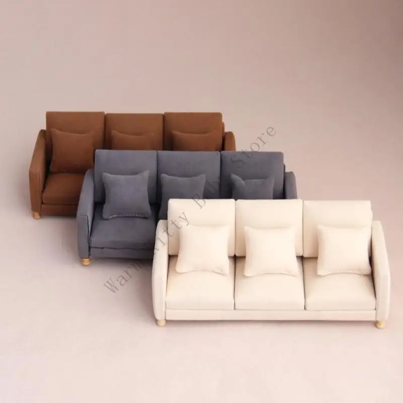 New Dollhouse Luxury Miniature Three-seater Sofa 1:12 Scale Doll House Mini Couch Model For Dollhouse Living Room Furniture
New Dollhouse Luxury Miniature Three-seater Sofa 1:12 Scale Doll House Mini Couch Model For Dollhouse Living Room Furniture