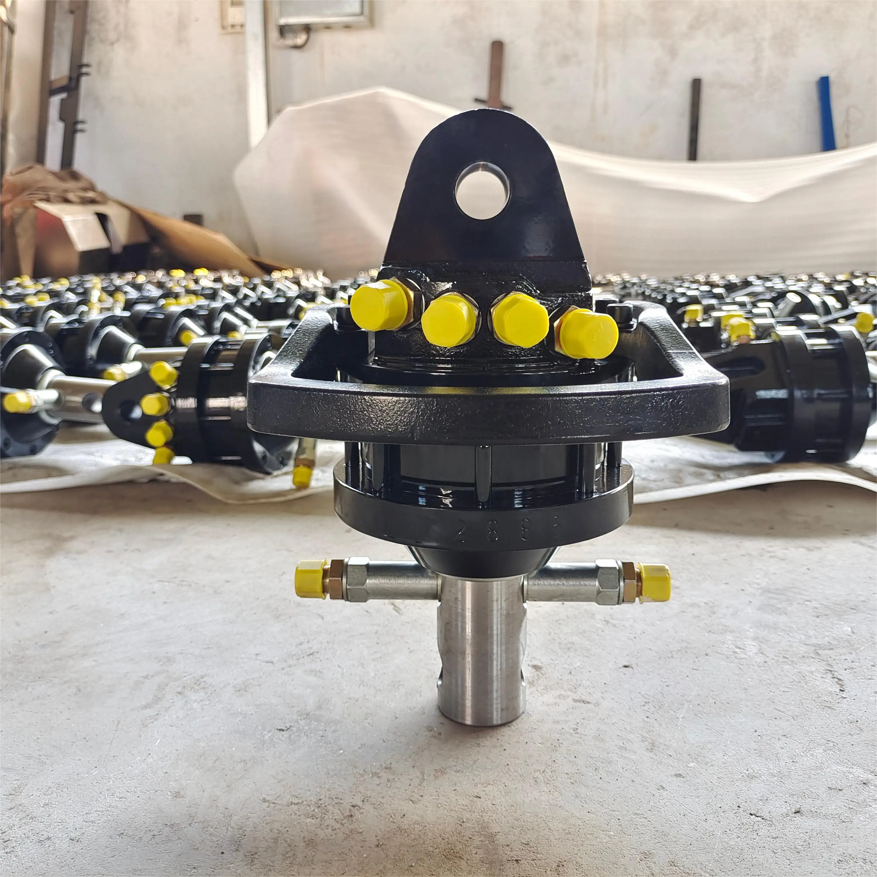 Excavator Attachment Hydraulic Rotator For Log Grapple 3 Ton Heavy Duty
Excavator Attachment Hydraulic Rotator For Log Grapple 3 Ton Heavy Duty