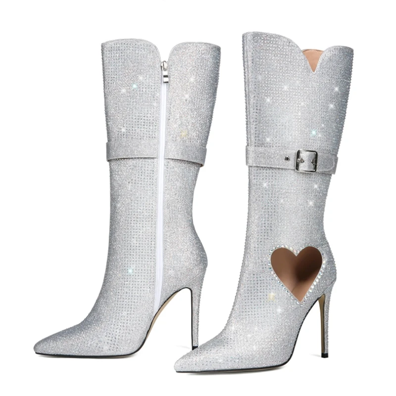 Bling Bling Rhinestone Ботинки на высоком каблуке с пряжкой и ремешком Love Heart Полые серебряные сапоги с острым носком на шпильке Высокий каблук до колена
Bling Bling Rhinestone Ботинки на высоком каблуке с пряжкой и ремешком Love Heart Полые серебряные сапоги с острым носком на шпильке Высокий каблук до колена