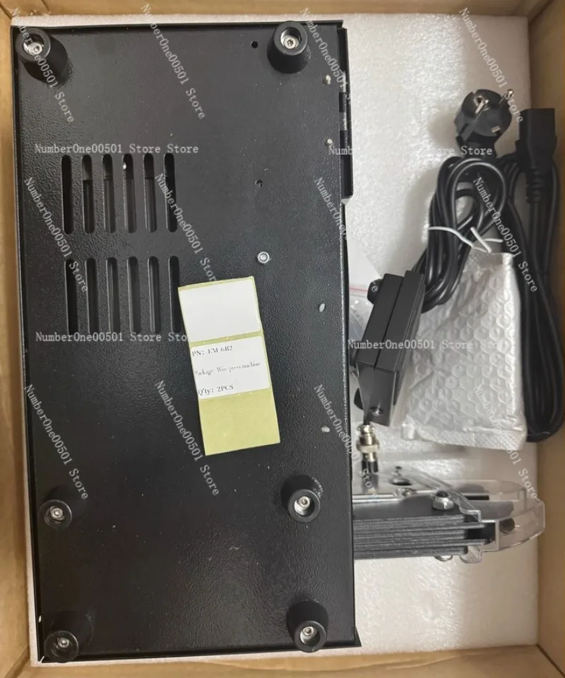 EM6B2 Electric Crimping Tool Automatic Terminal Crimper for Cable Lugs up to 6mm² Bench Mount
EM6B2 Electric Crimping Tool Automatic Terminal Crimper for Cable Lugs up to 6mm² Bench Mount