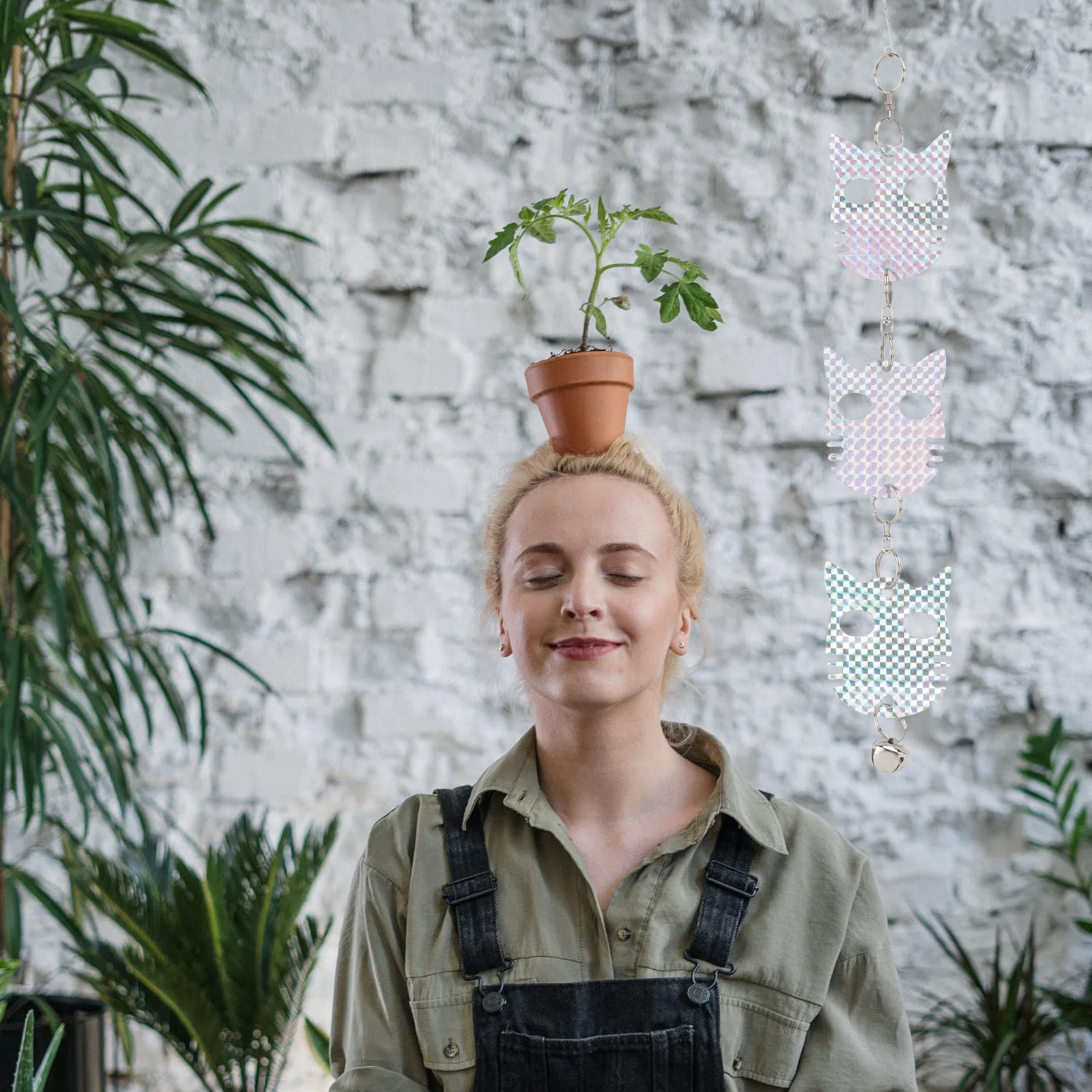 2Pcs Bird Pendant Cat Head Reflective Rod Garden Protection Scarecrow Hanging Decoration Bird Driving Device Orchard Balcony
2Pcs Bird Pendant Cat Head Reflective Rod Garden Protection Scarecrow Hanging Decoration Bird Driving Device Orchard Balcony