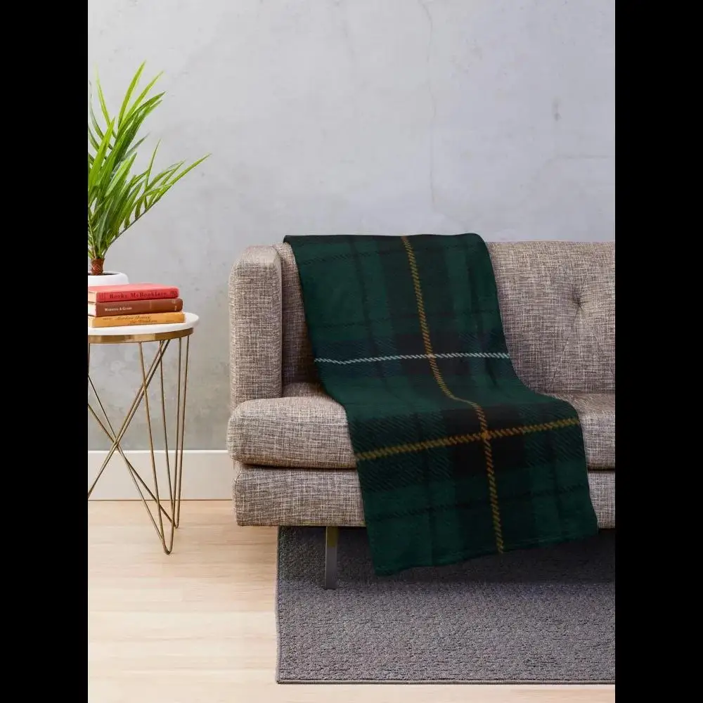 Плед Henderson Scottish Tartan с мягким клетчатым узором для уютного декора гостиной или спальни
Плед Henderson Scottish Tartan с мягким клетчатым узором для уютного декора гостиной или спальни