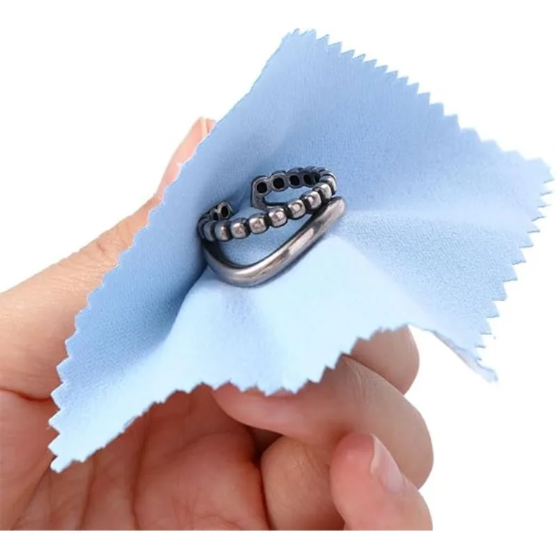 10pcs Golden & Silvery Jewelry Polishing Cloths | Anti-Oxidation with Protective Film, for Rings Necklaces Bracelets
10pcs Golden & Silvery Jewelry Polishing Cloths | Anti-Oxidation with Protective Film, for Rings Necklaces Bracelets