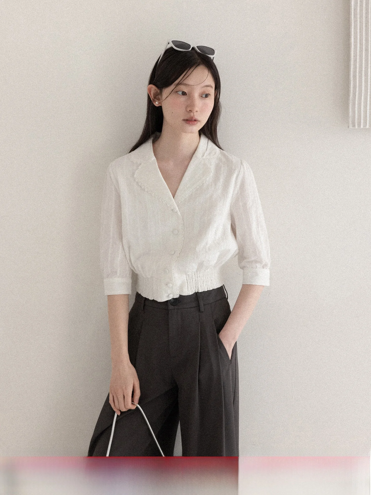 White V-Neck Lace Trim Midi Sleeve Shirt Women's Spring 2026 Short Style Waist Cinched Casual Cotton Blend Top by Yangcheng S...
White V-Neck Lace Trim Midi Sleeve Shirt Women's Spring 2026 Short Style Waist Cinched Casual Cotton Blend Top by Yangcheng S...