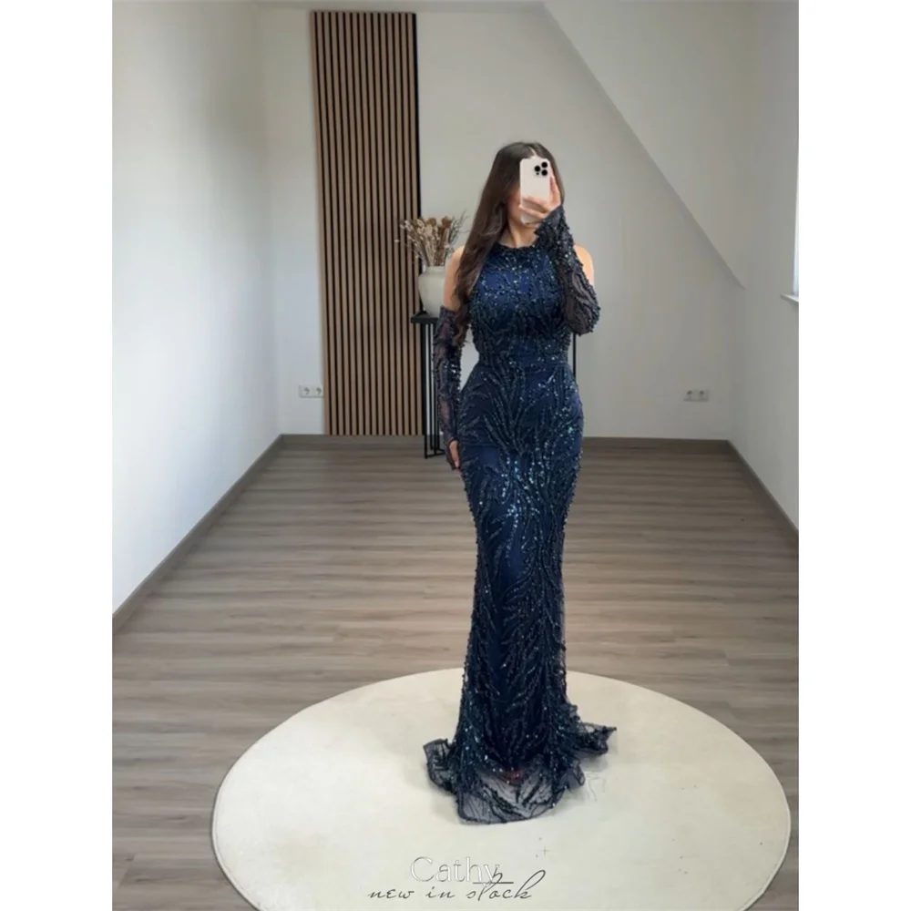 Cathy индивидуальное темно-синее изысканное кружевное платье для выпускного вечера с лямкой на шее, платье русалки, вечерние платья со шлейфом, 2025
Cathy индивидуальное темно-синее изысканное кружевное платье для выпускного вечера с лямкой на шее, платье русалки, вечерние платья со шлейфом, 2025