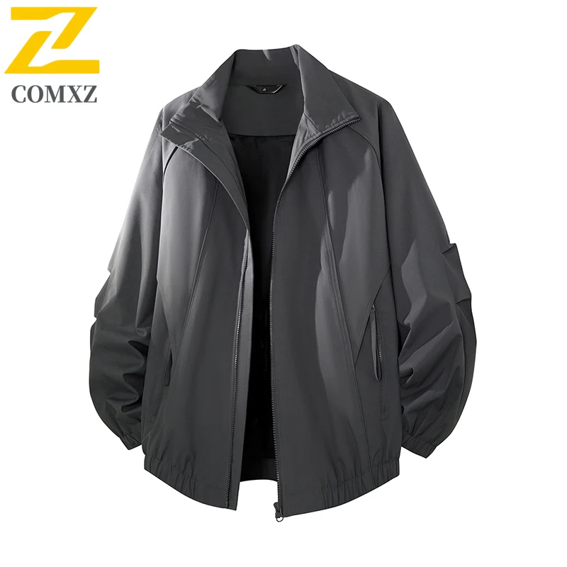 COMXZ Мужская куртка, легкая свободная посадка, уличная, для пешего туризма, кемпинга, ветрозащитное пальто с воротником-стойкой, дышащие повседневные куртки Gorpcore
COMXZ Мужская куртка, легкая свободная посадка, уличная, для пешего туризма, кемпинга, ветрозащитное пальто с воротником-стойкой, дышащие повседневные куртки Gorpcore