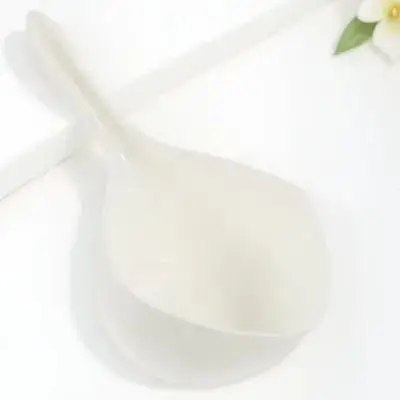 Water Ladle Plastic Mini Dipper Comfortable Clean Simple Design for Bathroom Sauna Restaurant Dining Plant Watering
Water Ladle Plastic Mini Dipper Comfortable Clean Simple Design for Bathroom Sauna Restaurant Dining Plant Watering