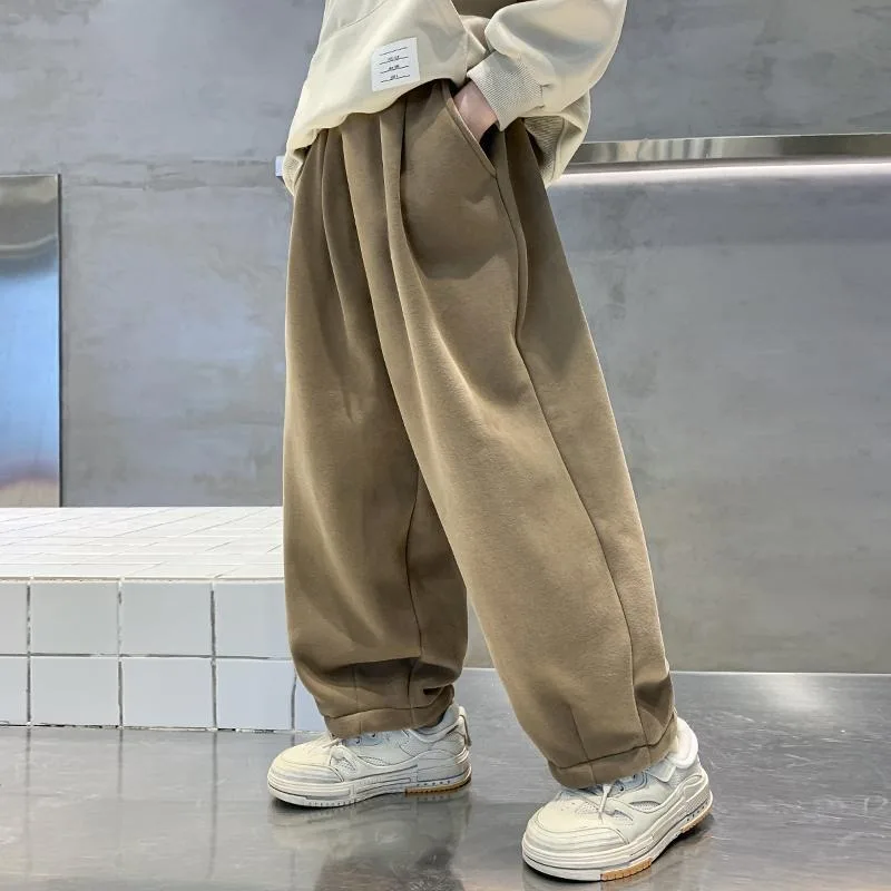 Зимние брюки для мальчиков на флисовой подкладке, осень-зима 2024, утепленные повседневные брюки из интегрированного флиса для больших детей — тепло премиум-класса
Зимние брюки для мальчиков на флисовой подкладке, осень-зима 2024, утепленные повседневные брюки из интегрированного флиса для больших детей — тепло премиум-класса