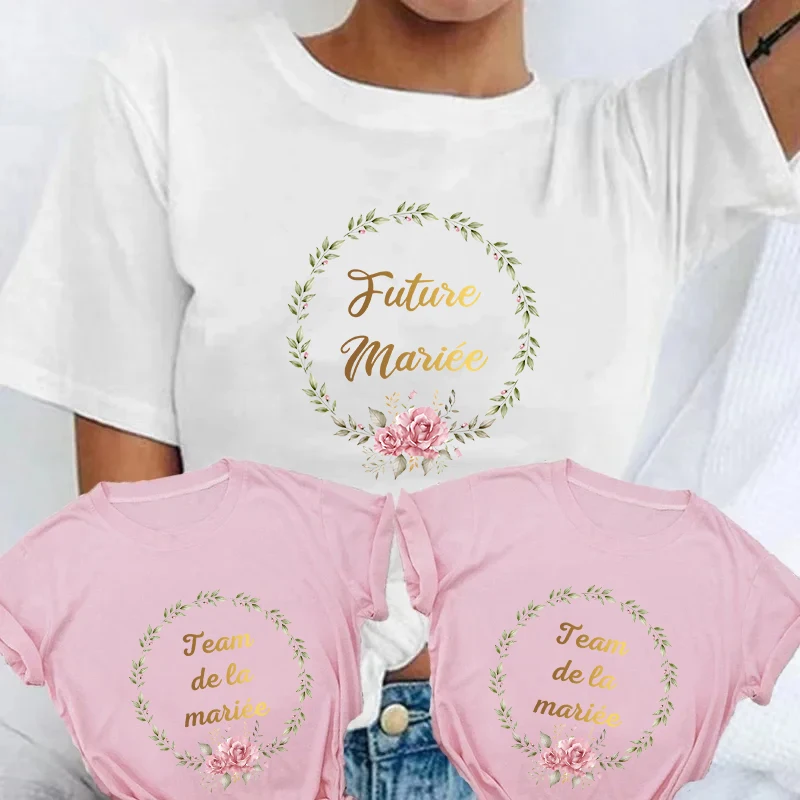 Французская женская свадебная футболка Team Bride T-Shirt Single Farewell Bachelorette Evjf Party Tops с короткими рукавами Свадебный венок Y2k Tees
Французская женская свадебная футболка Team Bride T-Shirt Single Farewell Bachelorette Evjf Party Tops с короткими рукавами Свадебный венок Y2k Tees