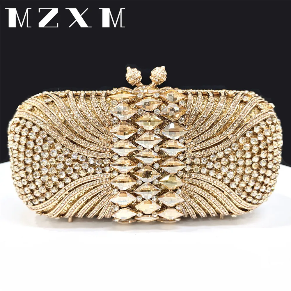 Newest Luxury Bag Designer Hollow Out Bags Woman Wedding Bridal Evening Party Purse Rhinestone Diamond Clutch Crystal Handbag
Newest Luxury Bag Designer Hollow Out Bags Woman Wedding Bridal Evening Party Purse Rhinestone Diamond Clutch Crystal Handbag